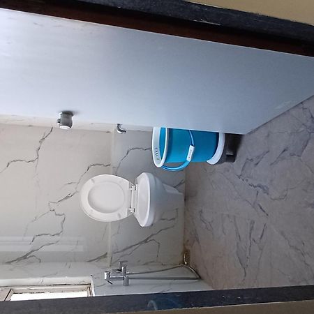 Hotel Phoniex Ahmedabad Luaran gambar